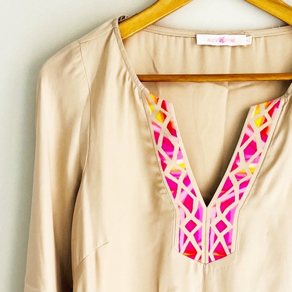 2/$30 Alice & Trixie Silk Tunic S - Picture 4 of 5